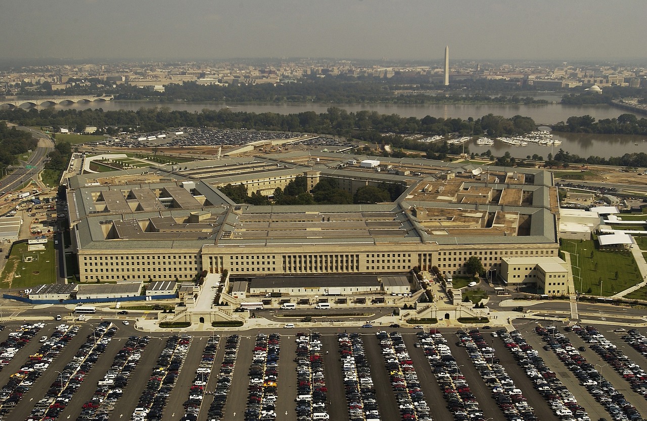 Descubriendo el Pentágono: Sus Partes y Significado
